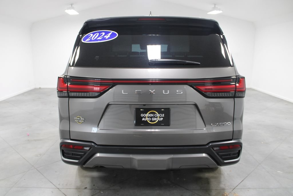 Used 2024 Lexus LX 600 4WD w/ Luxury Package image 8