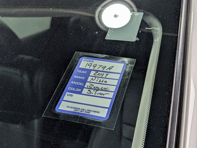 Used 2017 Nissan Rogue SL w/ SL Premium Package image 32