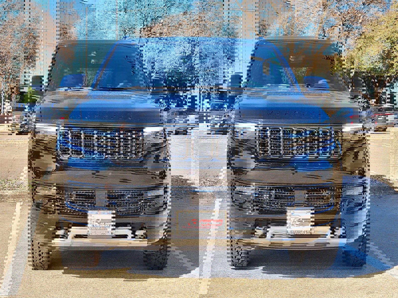 Used 2025 Jeep Wagoneer Series II image 7