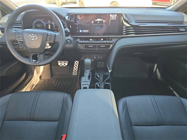 Used 2025 Toyota Camry XSE image 9