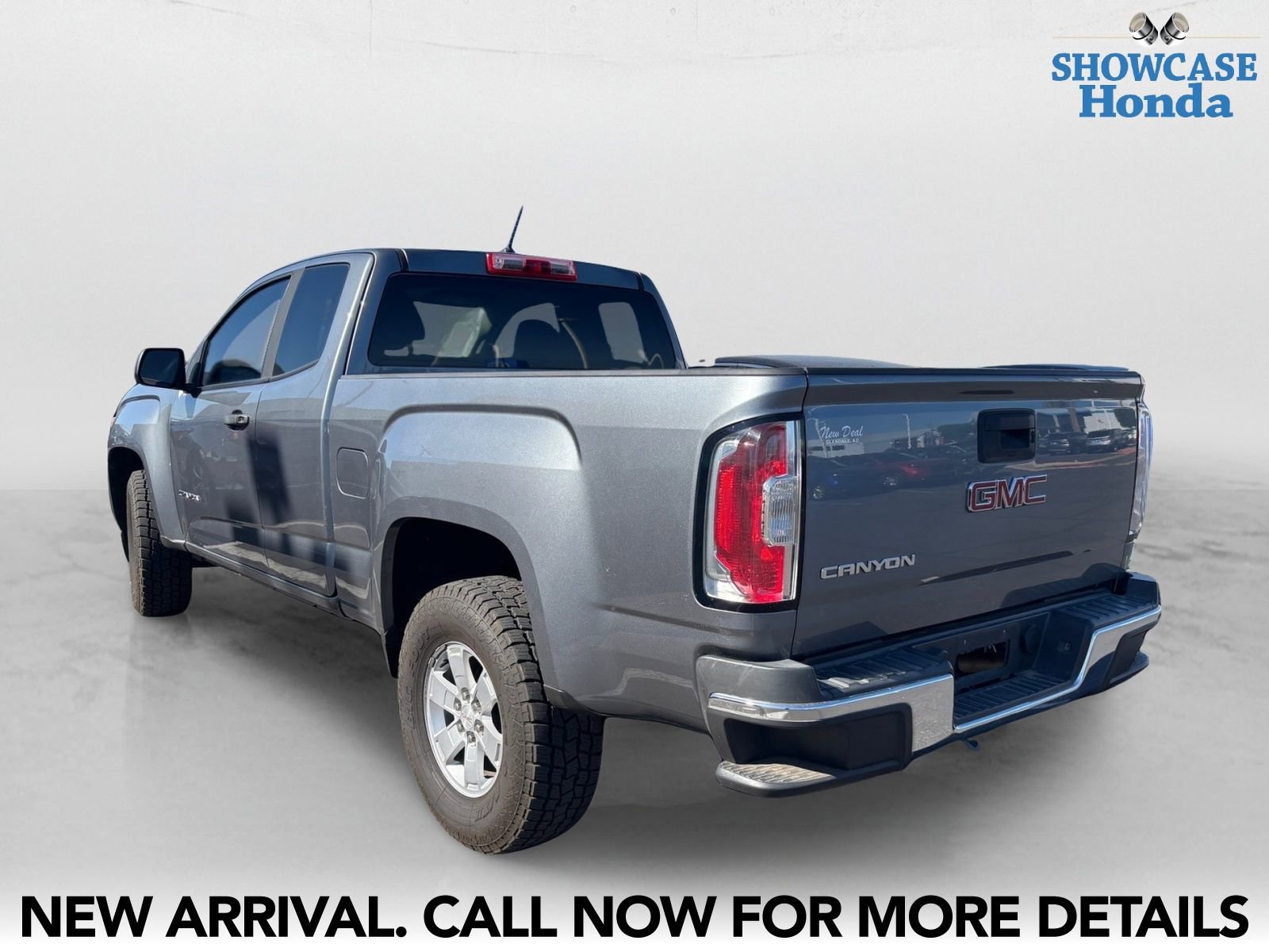 Used 2018 GMC Canyon SL image 4
