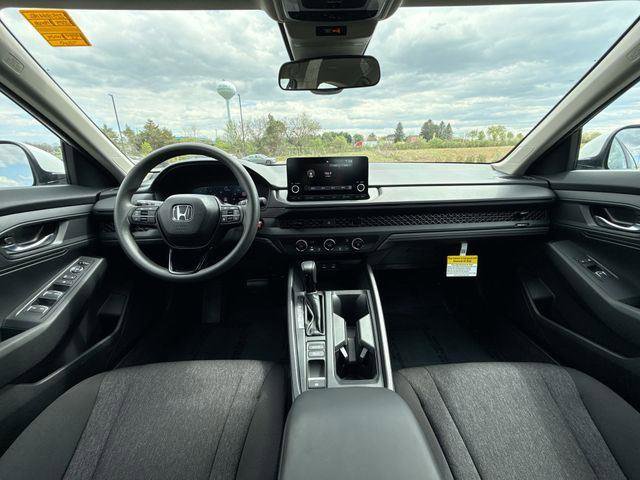Certified 2025 Honda Accord LX image 22