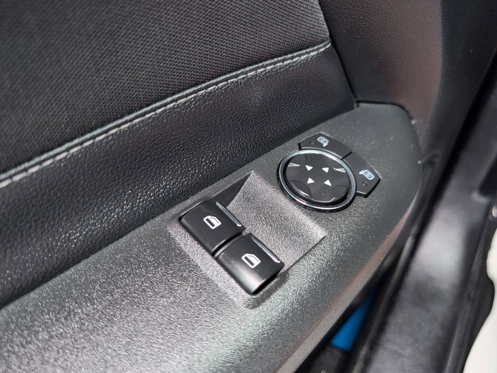 Used 2019 Ford Mustang Coupe w/ Equipment Group 101A RWD image 21