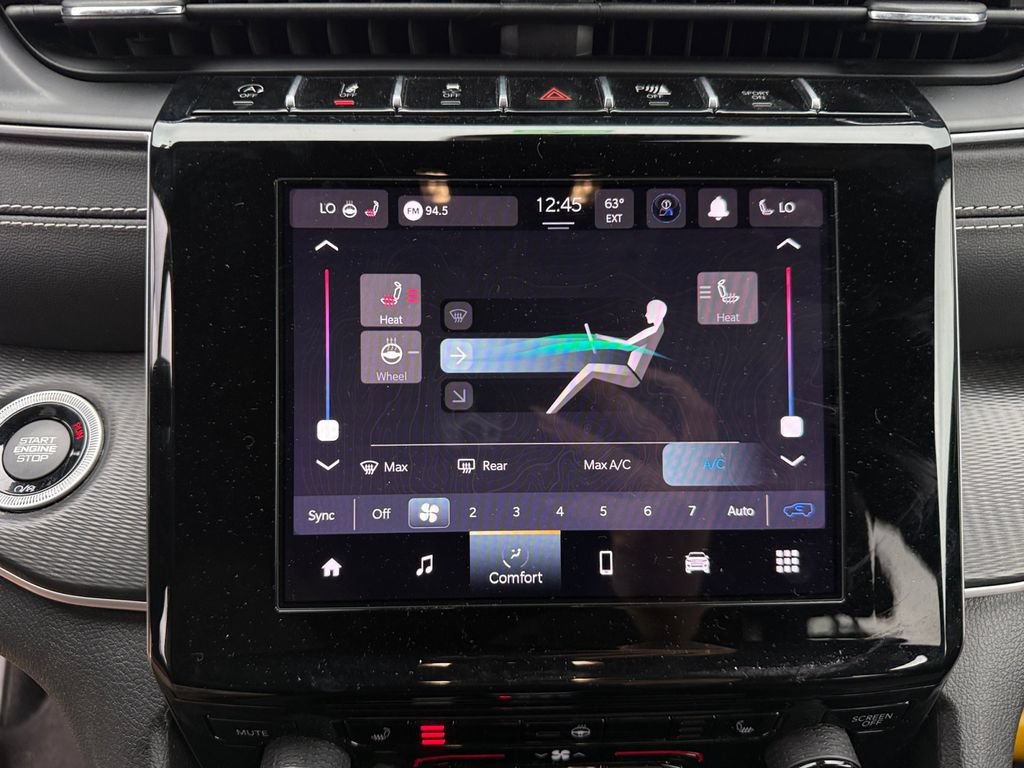 Used 2023 Jeep Grand Cherokee Altitude AWD/4WD image 27