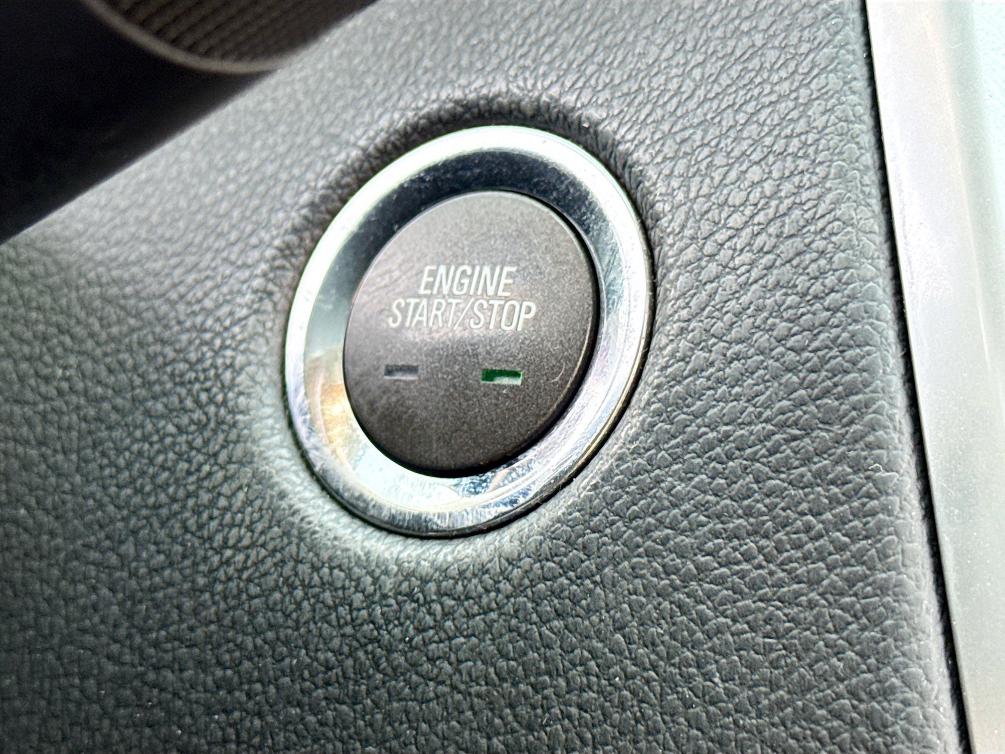 Used 2010 Cadillac SRX Performance image 9