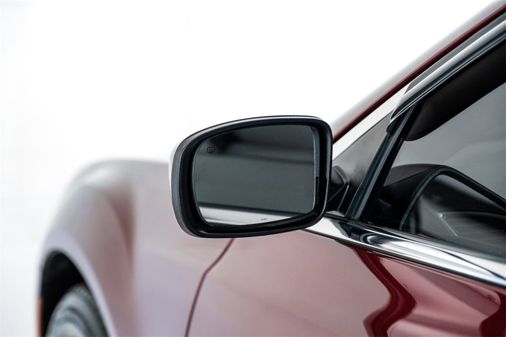 Used 2018 Chrysler 300 Touring L image 42