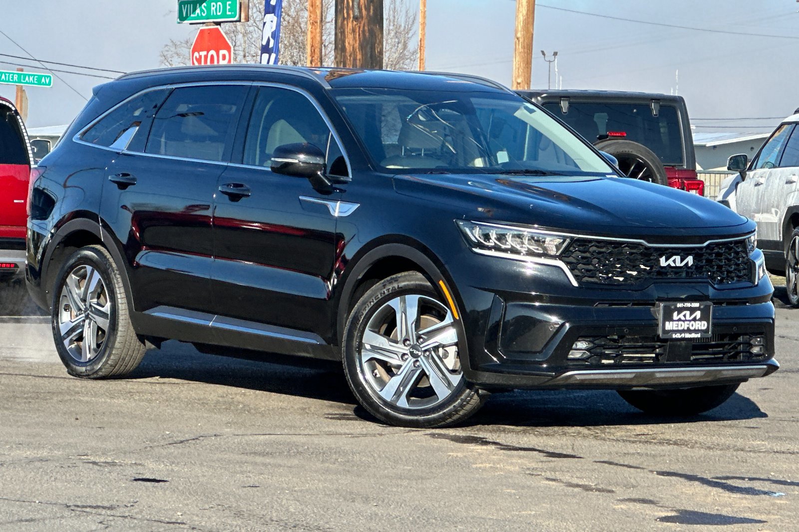 Used 2023 Kia Sorento EX image 2