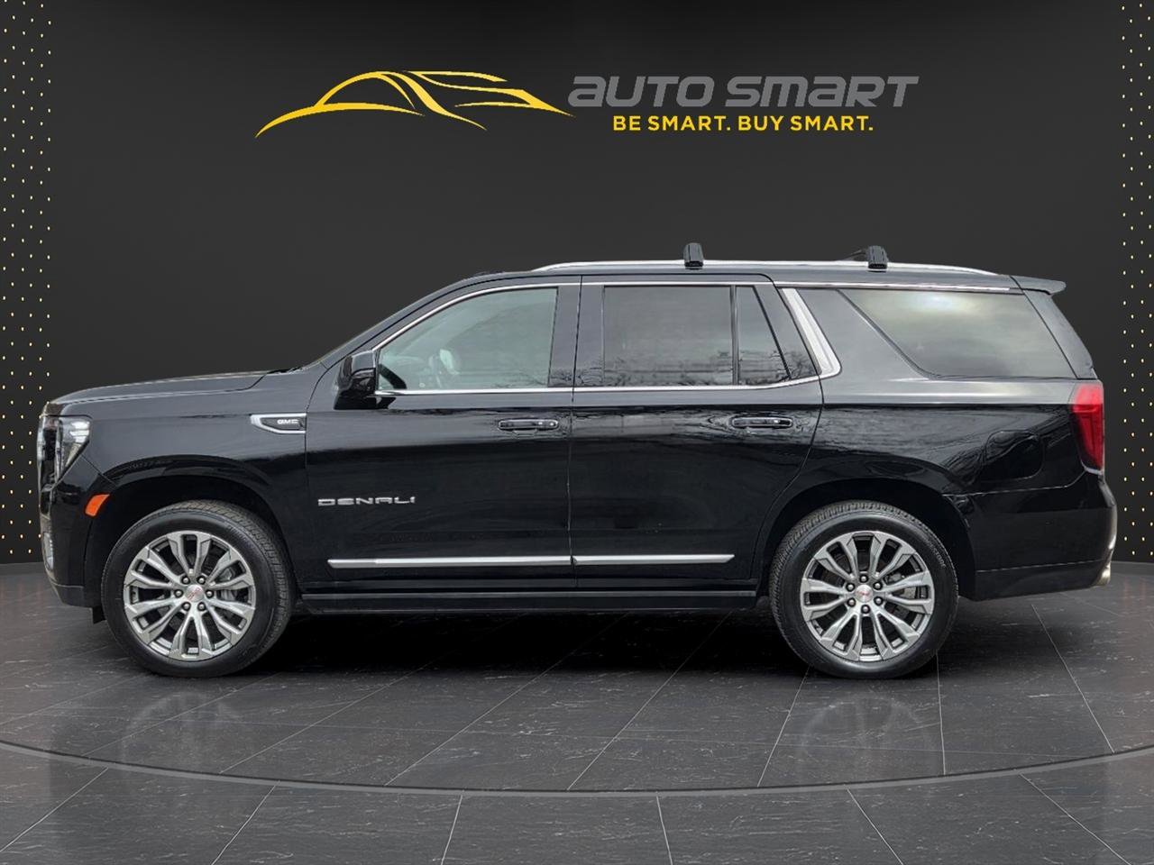 Used 2021 GMC Yukon Denali w/ Denali Ultimate Package image 3