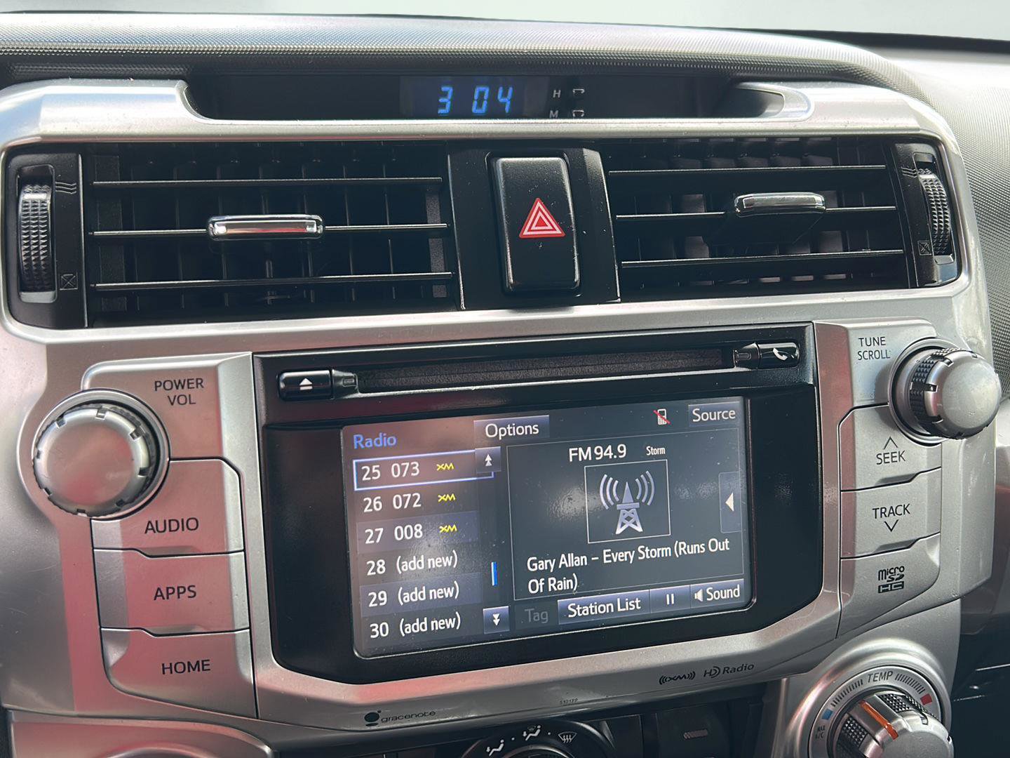 Used 2017 Toyota 4Runner SR5 image 18