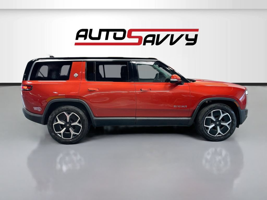 Used 2024 Rivian R1S Adventure AWD/4WD image 8