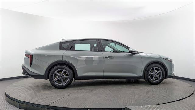Used 2026 Kia K4 FWD image 9