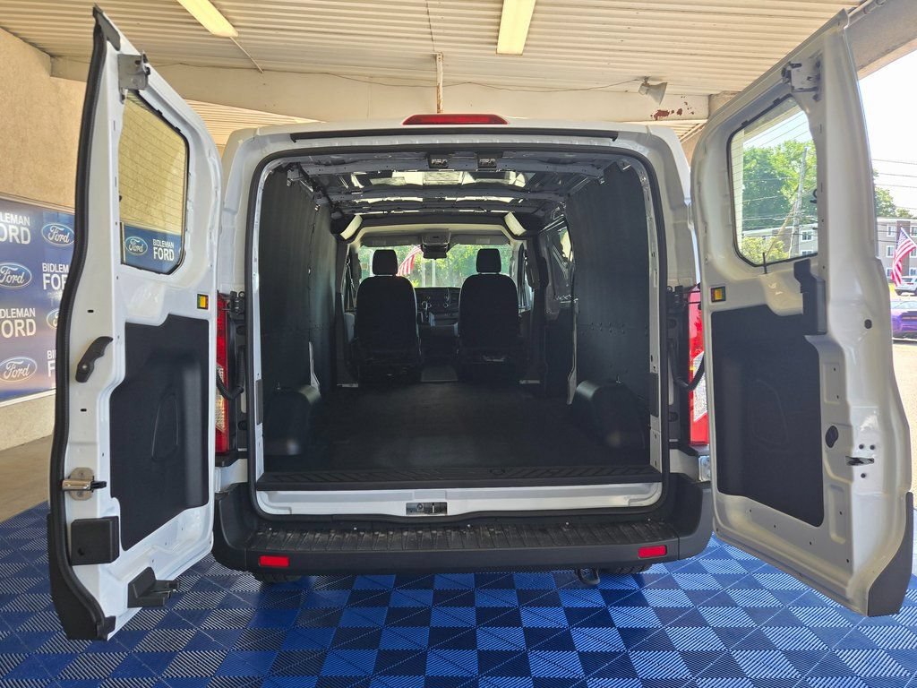 New 2025 Ford Transit 150 Low Roof w/ Load Area Protection Package RWD image 7