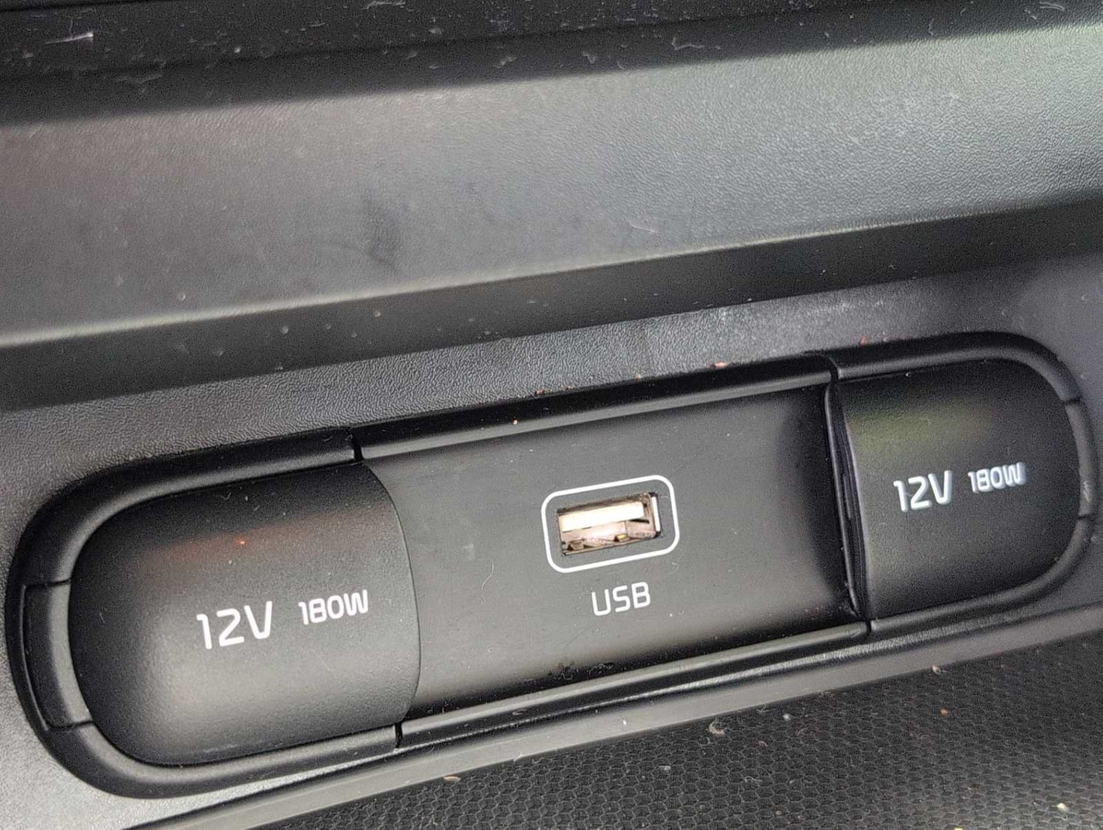 Used 2024 Kia Soul LX w/ Option Group 015 FWD image 28
