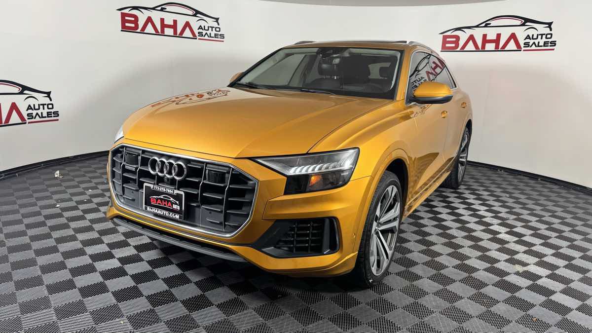 Used 2019 Audi Q8 Prestige w/ Luxury Package AWD/4WD image 3