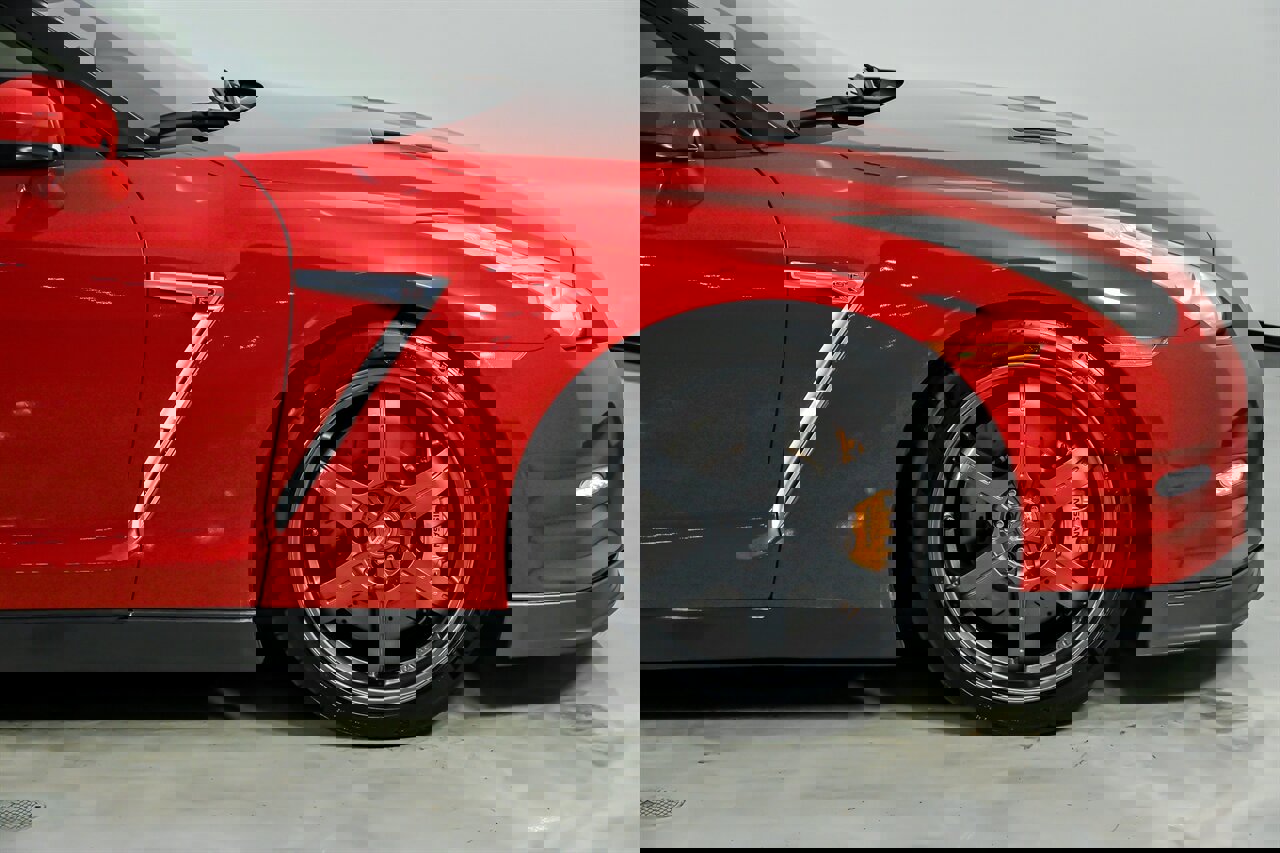 Used 2015 Nissan GT-R Black Edition image 15