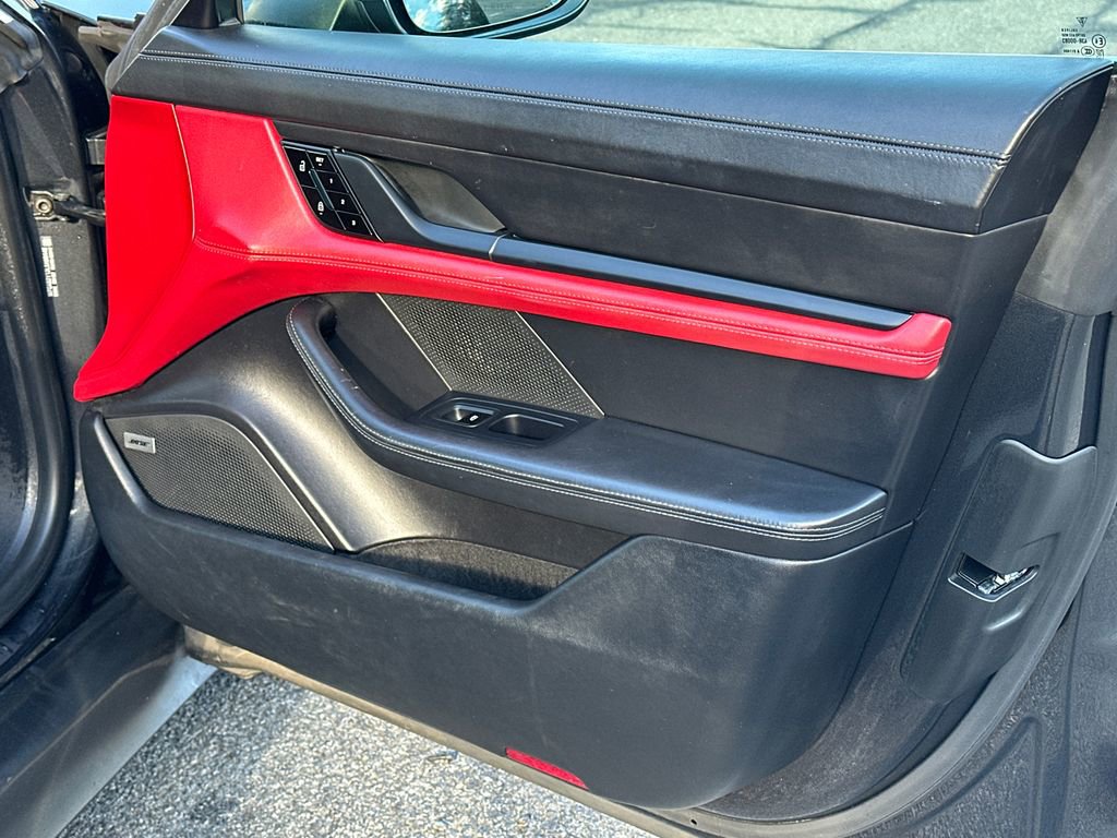 Used 2020 Porsche Taycan 4S image 13