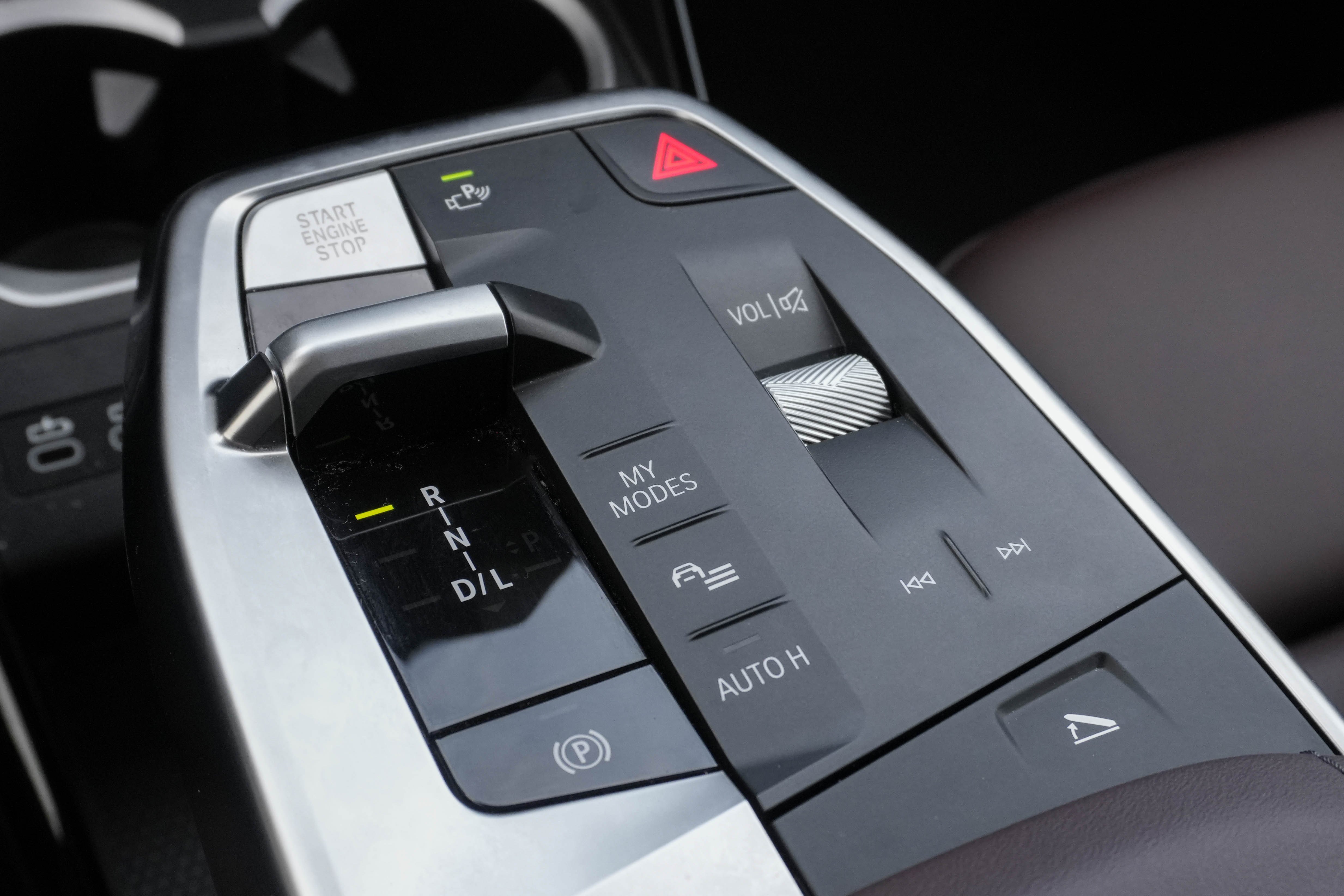 Certified 2025 BMW X2 xDrive28i image 26