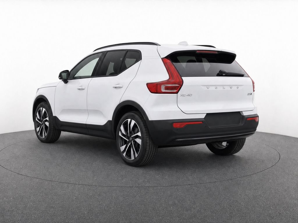 New 2026 Volvo XC40 B5 Plus w/ Protection Package Premier AWD/4WD image 3