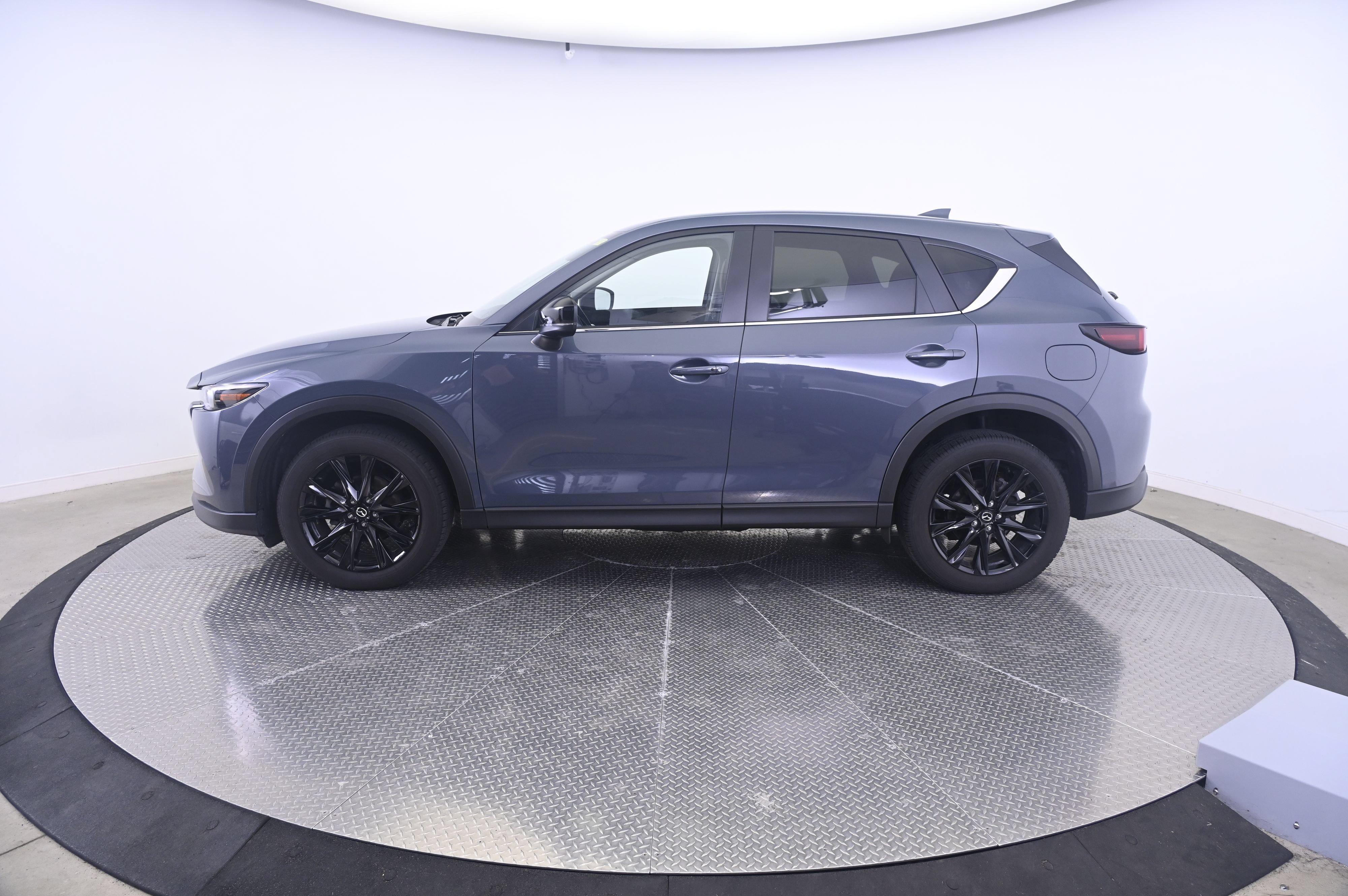 Used 2022 MAZDA CX-5 Carbon Edition AWD/4WD image 2