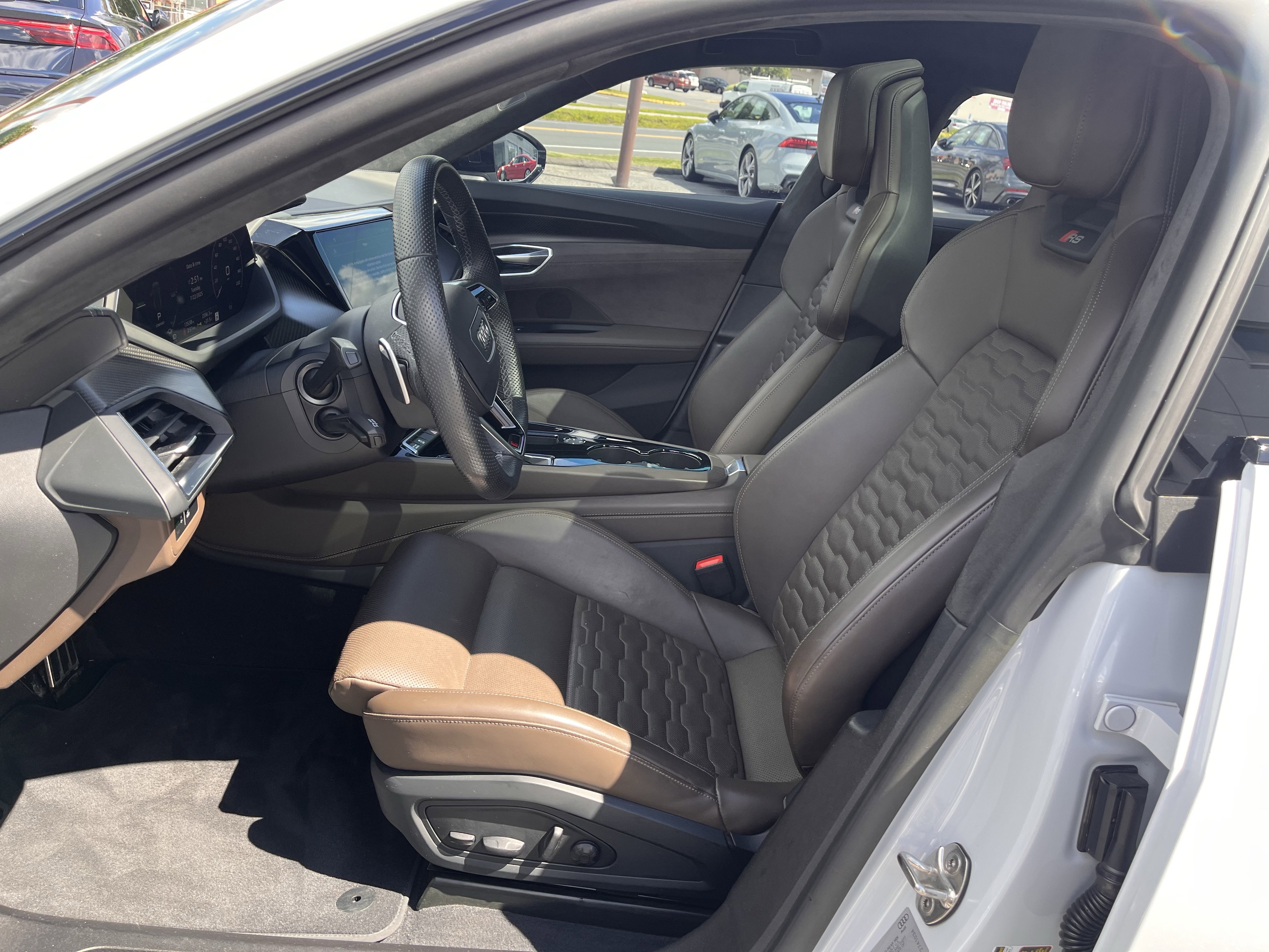 Certified 2023 Audi RS e-tron GT w/ Carbon Performance Package image 5