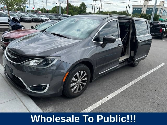 Used 2017 Chrysler Pacifica Touring-L