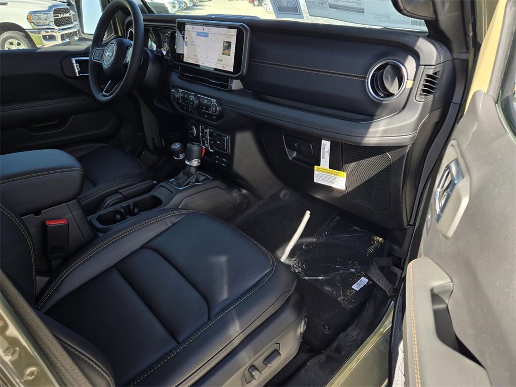 New 2025 Jeep Gladiator Sport image 10