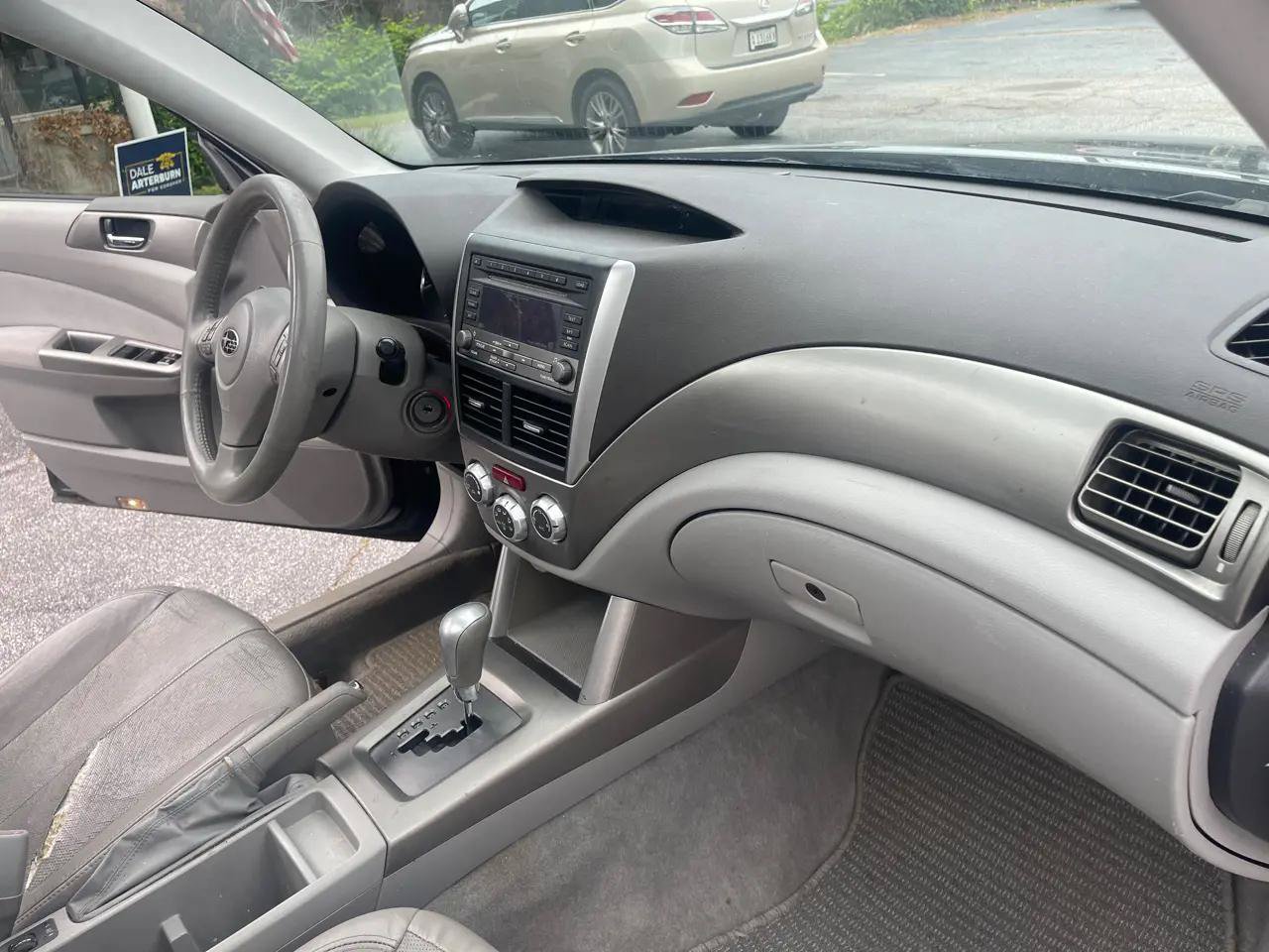 Used 2010 Subaru Outback 2.5i Limited w/ Popular Equipment Group 2A AWD/4WD image 16