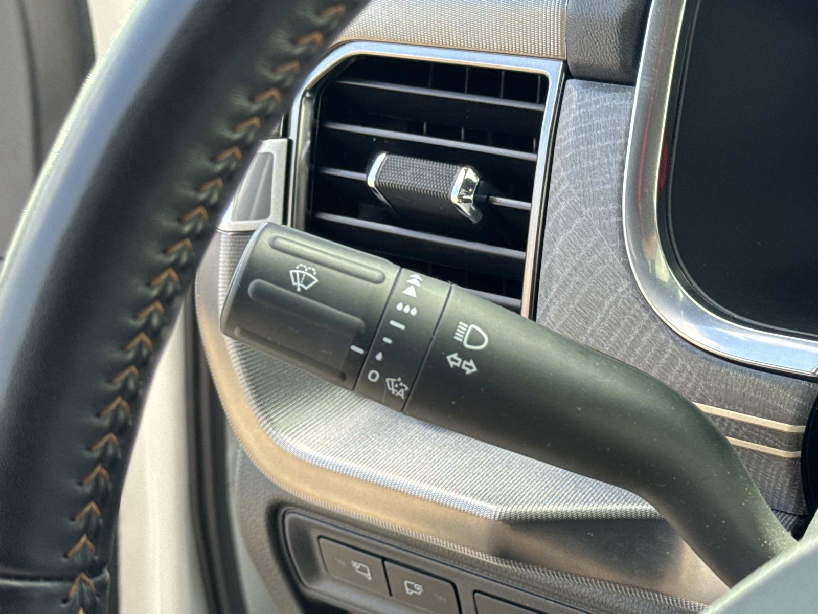 Used 2021 Ford F150 Platinum w/ Equipment Group 701A High image 9