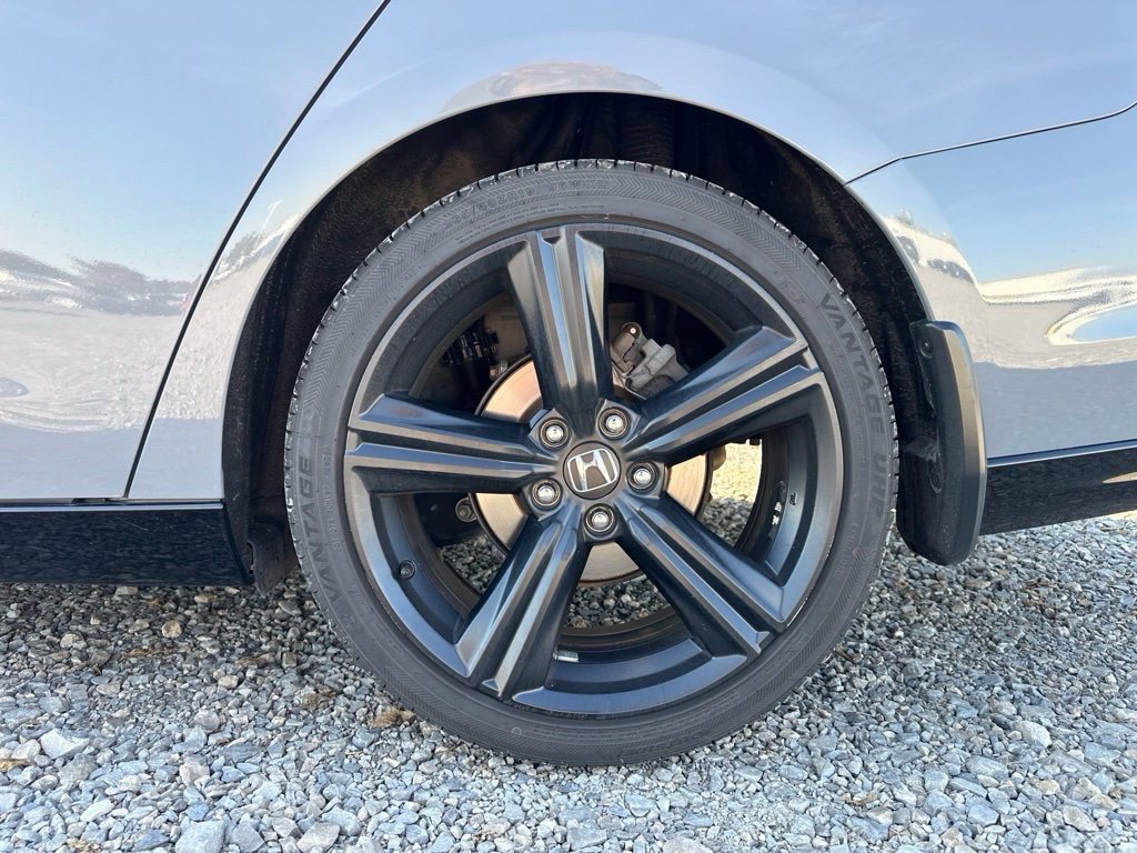 Used 2024 Honda Accord Sport image 7
