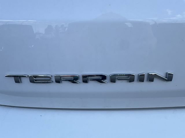 Used 2023 GMC Terrain AT4 image 32