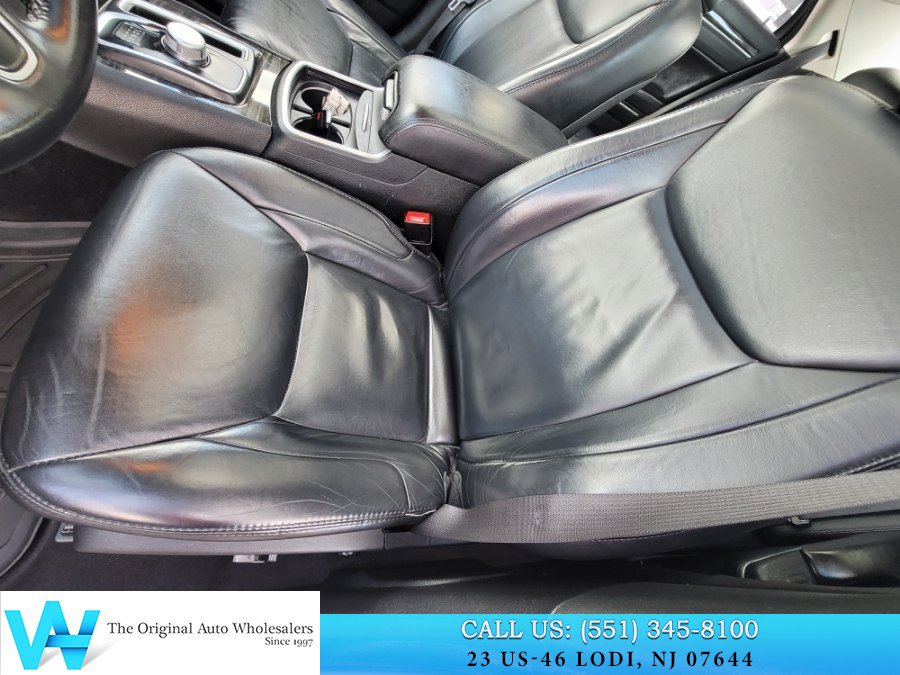 Used 2016 Chrysler 300 Limited AWD/4WD image 11