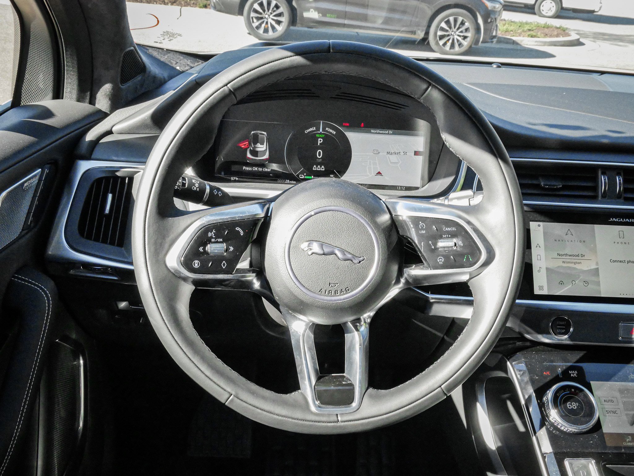 Used 2024 Jaguar I-PACE R-Dynamic HSE AWD/4WD image 18