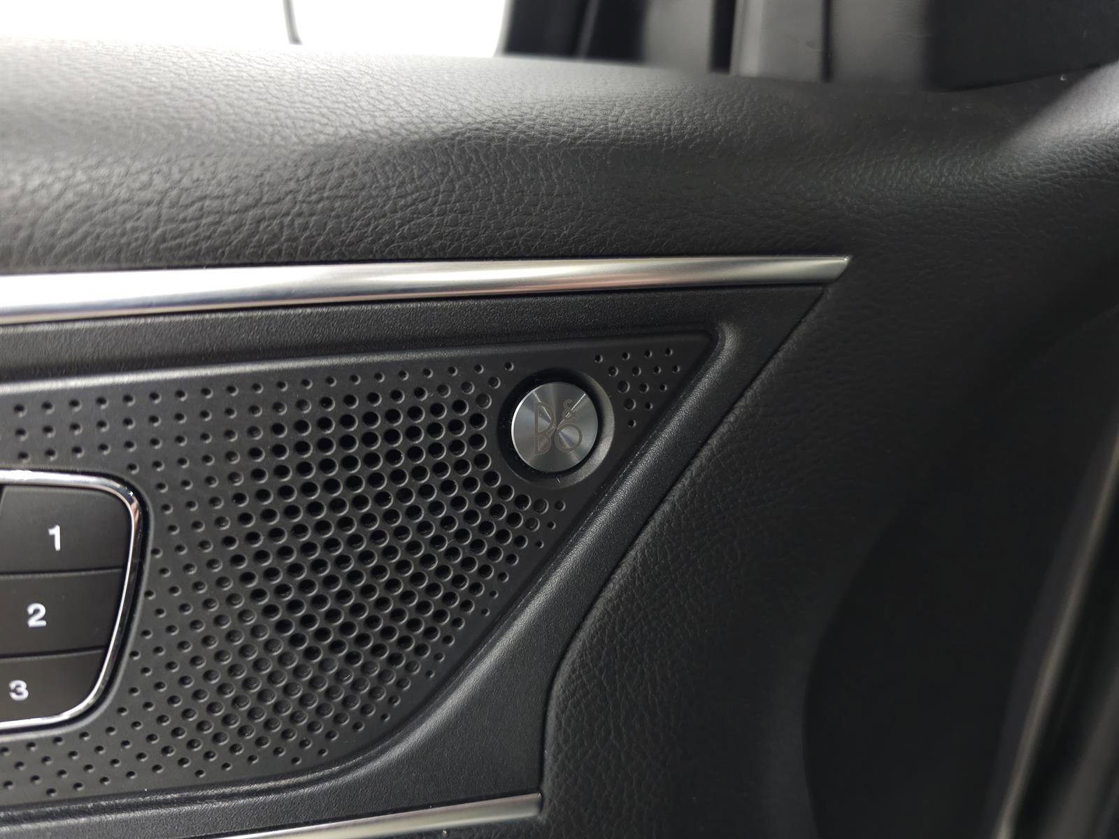 Used 2021 Ford Edge ST w/ Equipment Group 401A AWD/4WD image 13