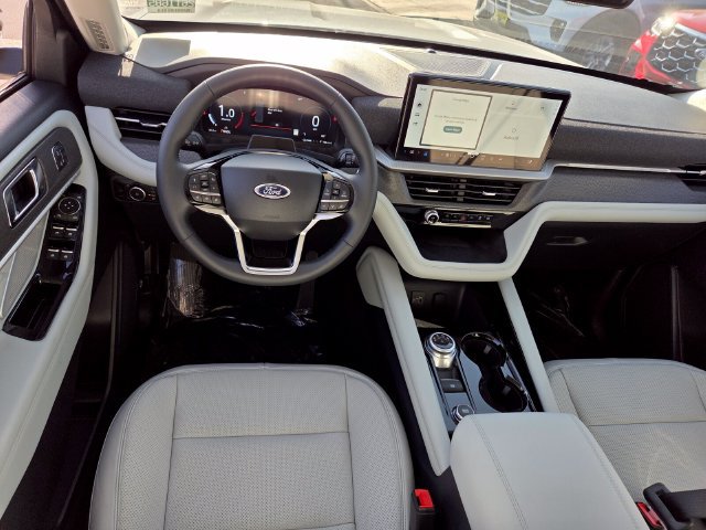 New 2026 Ford Explorer Platinum w/ LUX Leather Package AWD/4WD image 9