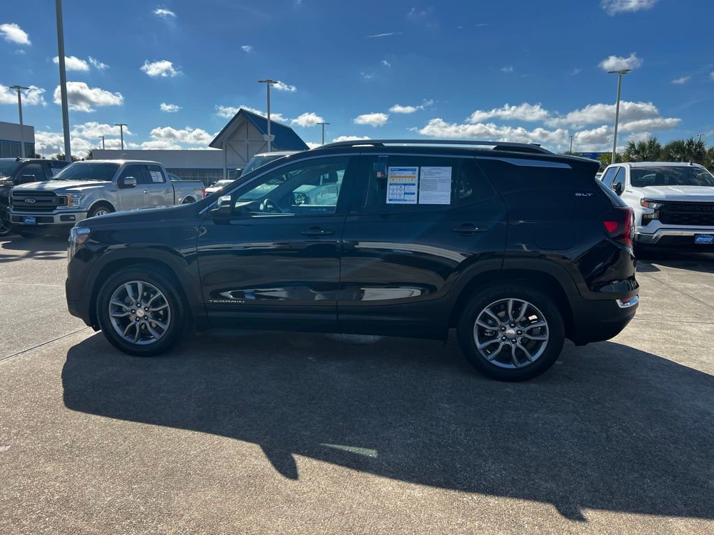 Used 2024 GMC Terrain SLT image 62