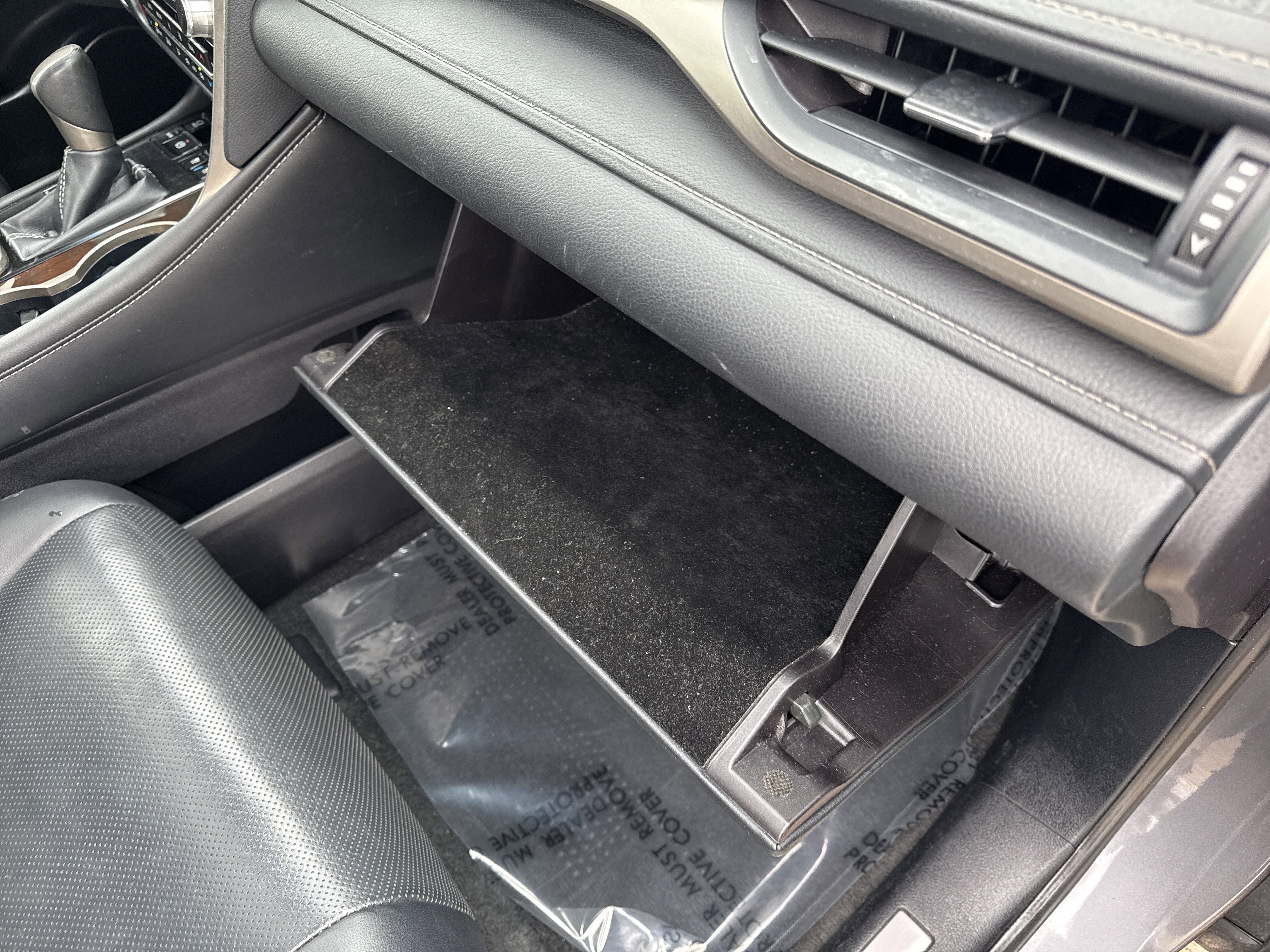 Used 2018 Lexus RX 450h AWD w/ Premium Package image 36