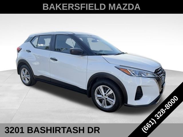 Used 2023 Nissan Kicks S FWD image 7