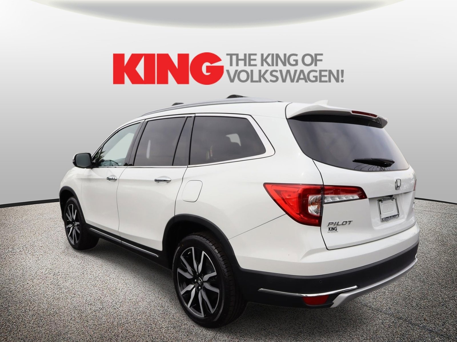 Used 2021 Honda Pilot Touring image 6