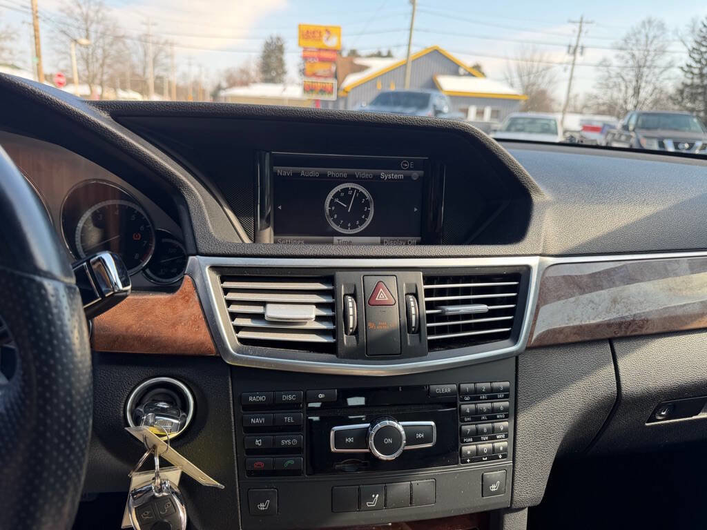 Used 2013 Mercedes-Benz E 350 4MATIC Wagon image 15