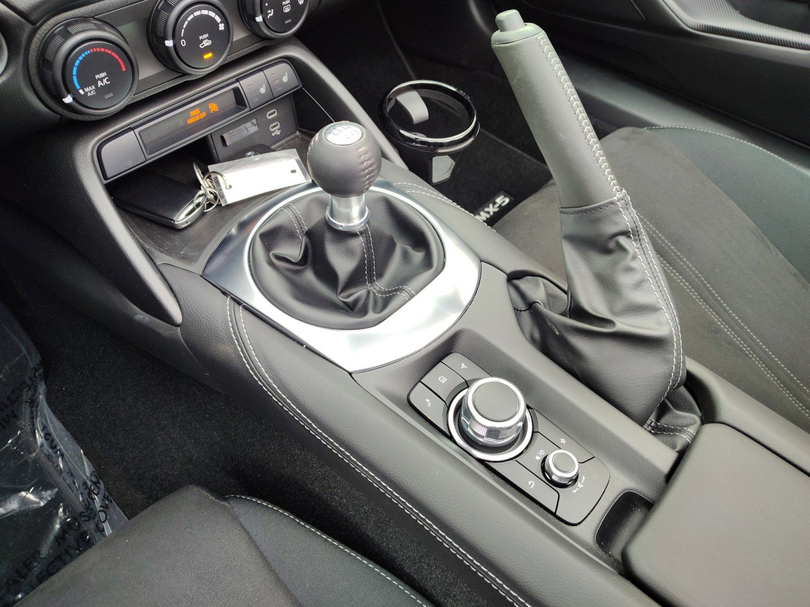 Used 2025 MAZDA MX-5 Miata Club image 14