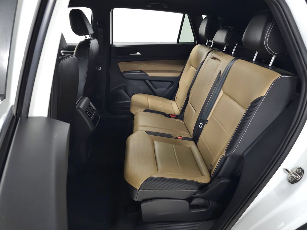 Used 2023 Volkswagen Atlas Cross Sport SE AWD/4WD image 27