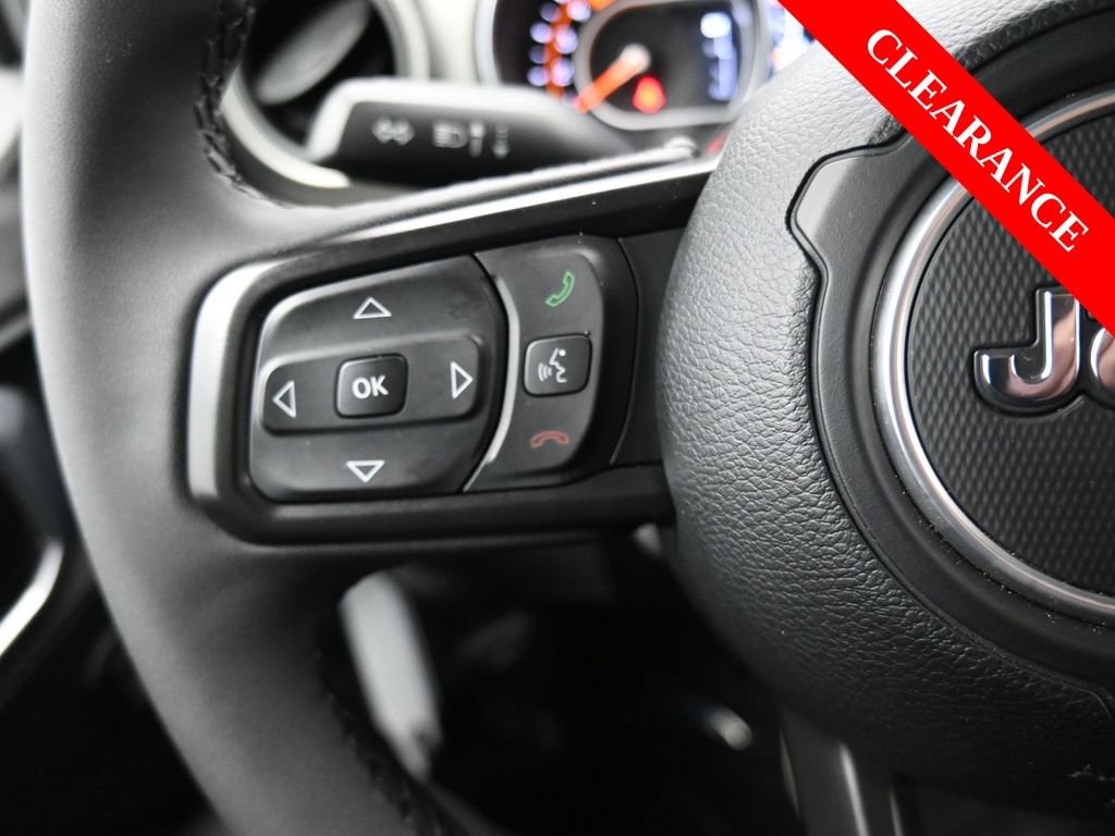 Used 2023 Jeep Gladiator Sport image 24