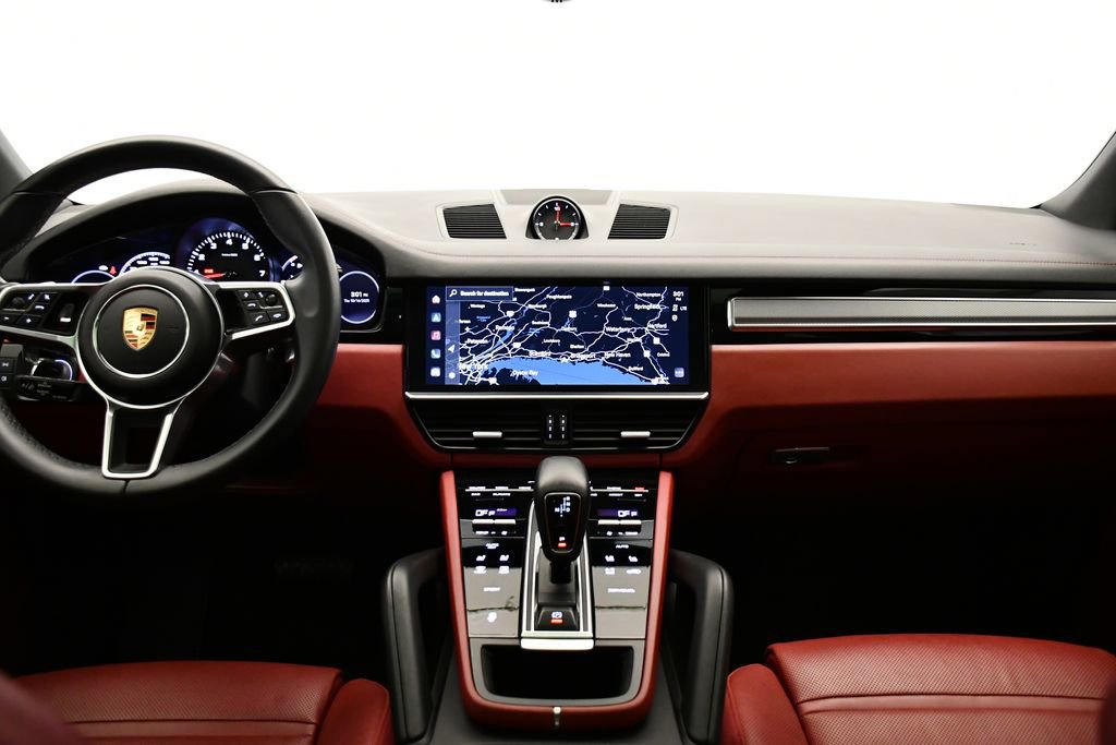 Used 2023 Porsche Cayenne image 22