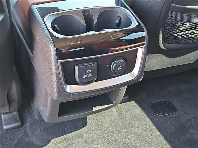 Used 2023 Kia Carnival SX Prestige FWD image 19