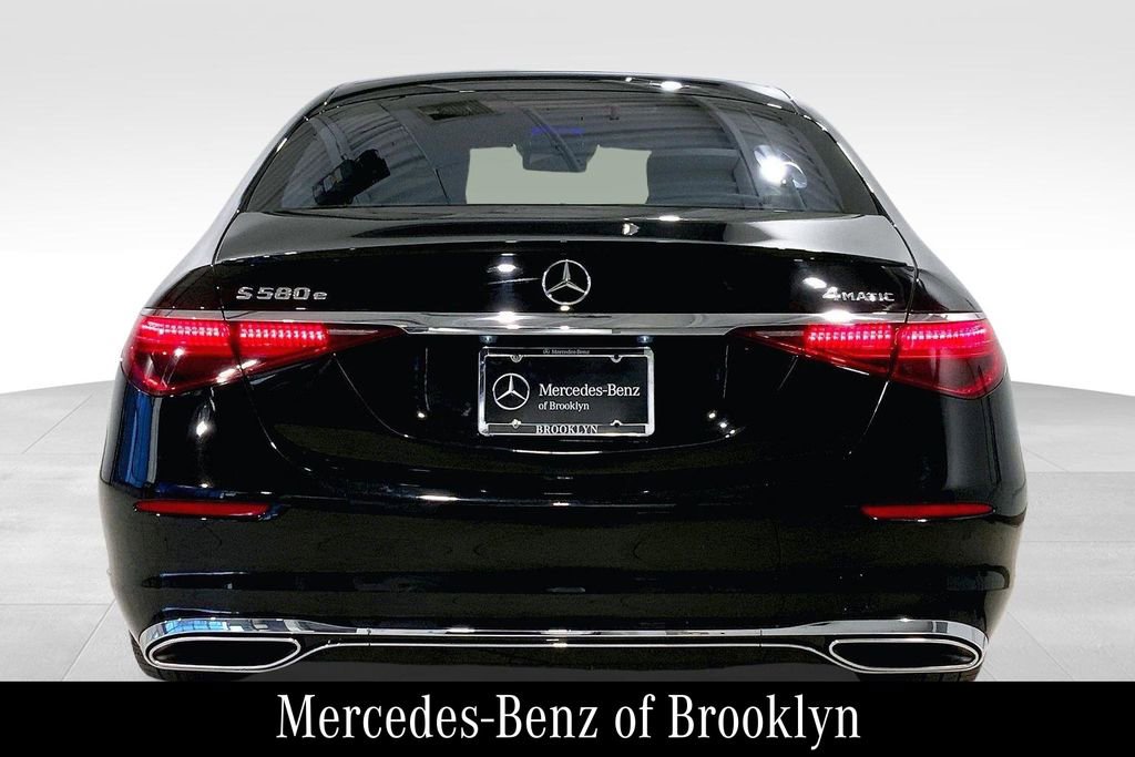 Used 2024 Mercedes-Benz S 580e 4MATIC Sedan image 5