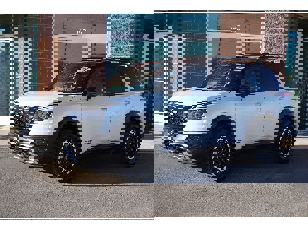 Used 2025 Nissan Pathfinder Rock Creek
