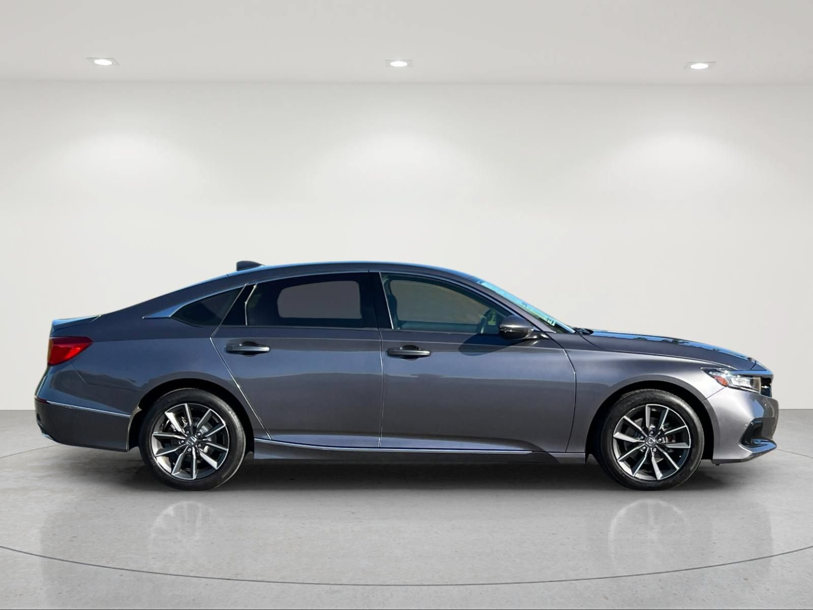 Used 2021 Honda Accord EX-L image 6