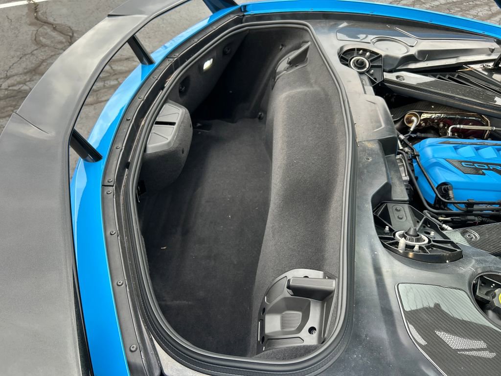 Used 2022 Chevrolet Corvette Stingray Premium Cpe w/ Z51 Performance Package RWD image 26