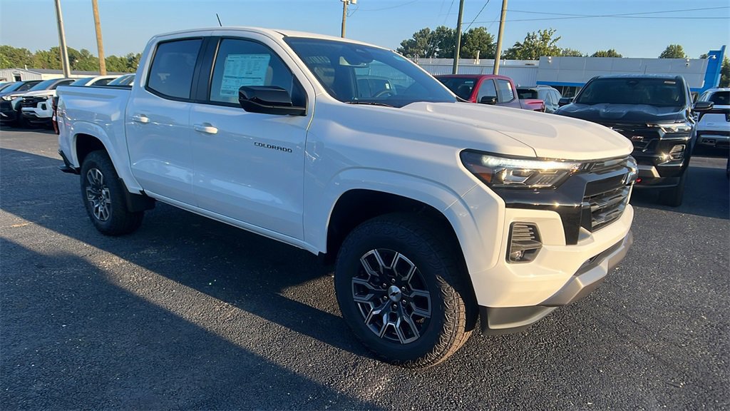 New 2026 Chevrolet Colorado Z71 w/ Z71 Convenience Package 2 image 3