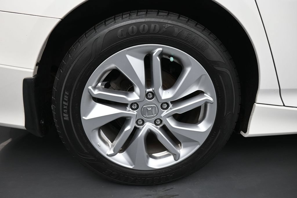 Used 2020 Honda Accord LX image 30